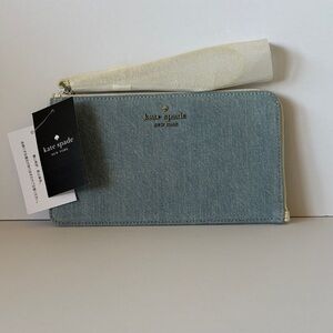☀️Kate Spade Denim Lucy Zip Wristlet